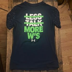 Boys under Armour tee shirt